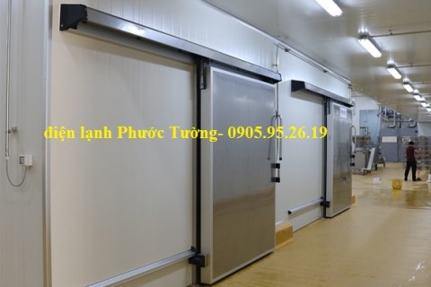 LẮP ĐẶT CỬA TRƯỢT KHO LẠNH